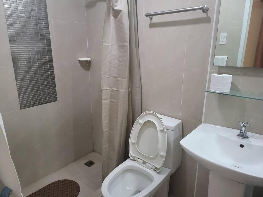 Kandi Resort-Type Spacious 1 Bedroom With Netflix And Free Housekeeping Ángeles Exterior foto