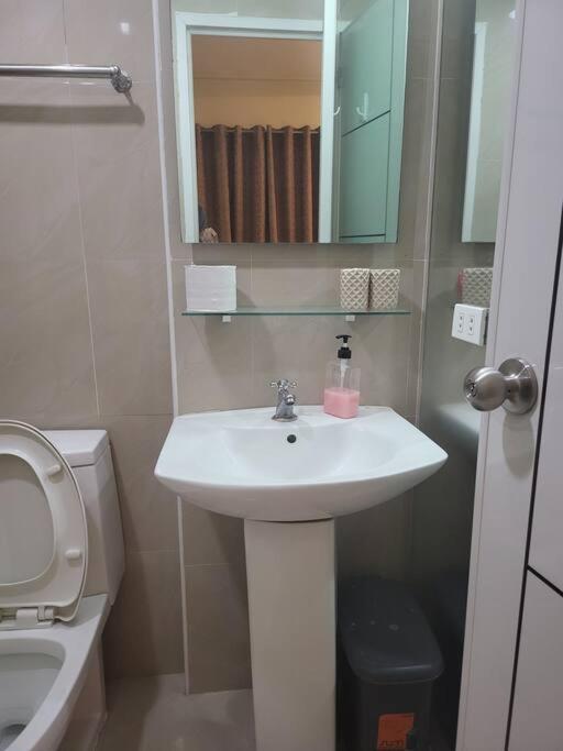 Kandi Resort-Type Spacious 1 Bedroom With Netflix And Free Housekeeping Ángeles Exterior foto